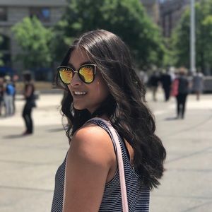 Meet your Posher, Cathy